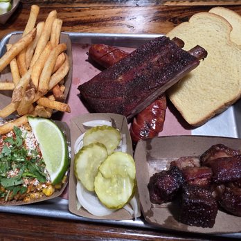 Hurtado Barbecue - Barbeque Near Me - Mansfield, Texas