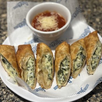 Silver Diner - Mozzarella, artichoke egg rolls - Diners Near Me - Baltimore, Maryland Silver Diner - Mozzarella, artichoke egg rolls - Diners Near Me - Baltimore, Maryland