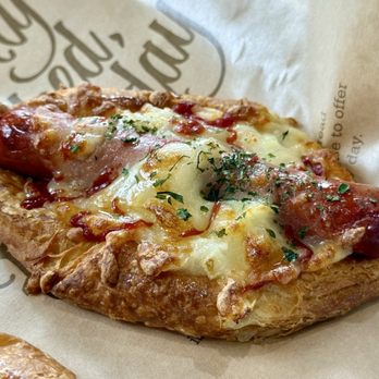 Tous les Jours - sausage onion pastry - Patisserie/Cake Shop Near Me - Vancouver, Washington