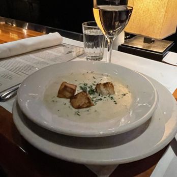 Houston's Restaurant - Clam Chowder - New American Near Me - Scottsdale, Arizona Houston's Restaurant - Clam Chowder - New American Near Me - Scottsdale, Arizona