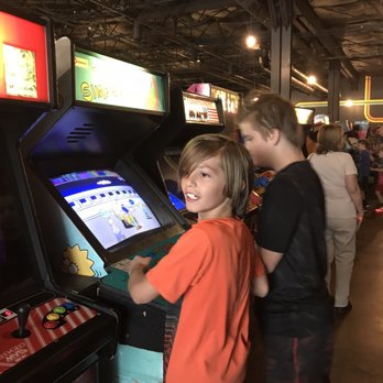 Free Play - Bars Near Me - Richardson, Texas