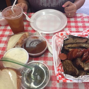 Robert Earl's BBQ - Three meat combo plus they Gave us a Beef Link and a taste of their awesome banana pudding, thanks! - Barbeque Near Me - Long Beach, California Robert Earl's BBQ - Three meat combo plus they Gave us a Beef Link and a taste of their awesome banana pudding, thanks! - Barbeque Near Me - Long Beach, California