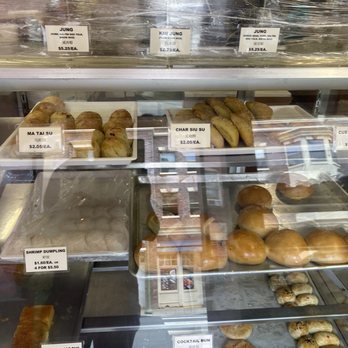 Sing Cheong Yuan Bakery - Baked goods - Bakeries Near Me - Honolulu, Hawaii Sing Cheong Yuan Bakery - Baked goods - Bakeries Near Me - Honolulu, Hawaii