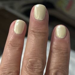 Colour Nail Spa - Buttercup cream with chrome on top. Very light and summery!