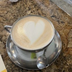 Azuca - Vanilla latte with one shot