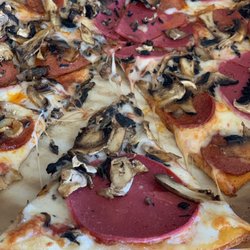 The Pizza - Peperonni.
