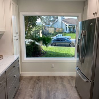 Roman Tint - View looking out. - Home Window Tinting Near Me - Rialto, California Roman Tint - View looking out. - Home Window Tinting Near Me - Rialto, California
