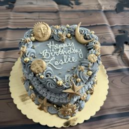 Cakes Custom Made