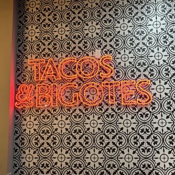 Tacos El Bigotes - Tacos Near Me - Houston, Texas