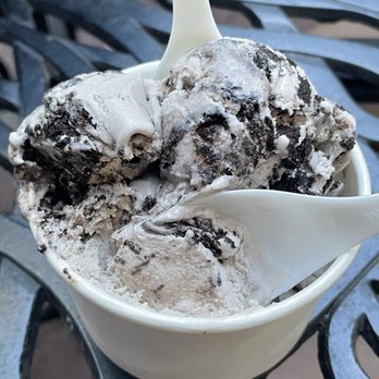 Mayday Ice Cream - Cookie Crush - Ice Cream & Frozen Yogurt Near Me - St. Augustine, Florida Mayday Ice Cream - Cookie Crush - Ice Cream & Frozen Yogurt Near Me - St. Augustine, Florida