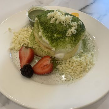 Fluffy Fluffy - Matcha White Chocolate Souffle - Desserts Near Me - Tustin, California