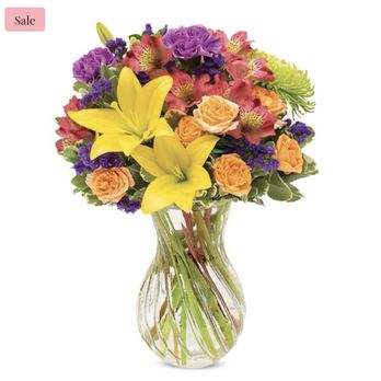 Ruth’s Roses - Happy Blossom Bouquet shown online. This was what was ordered, but definitely NOT what was delivered! - Floral Designers Near Me Ruth’s Roses - Happy Blossom Bouquet shown online. This was what was ordered, but definitely NOT what was delivered! - Floral Designers Near Me