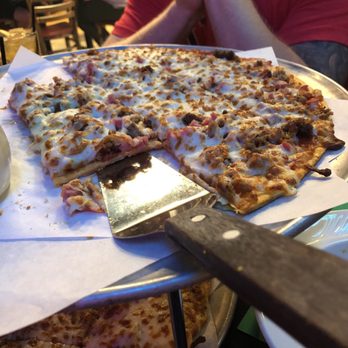 Fitters 5th Street Pub - Meat lovers. Oh wow very good pizza - Pizza Near Me - Sedalia, Missouri