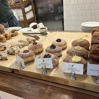 Doro Marketplace - Bakeries Near Me - Wethersfield, Connecticut