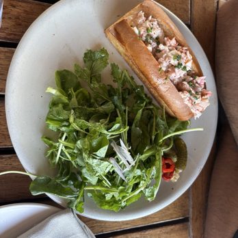 Cara Cara - Lobster Roll - New American Near Me - Los Angeles, California Cara Cara - Lobster Roll - New American Near Me - Los Angeles, California