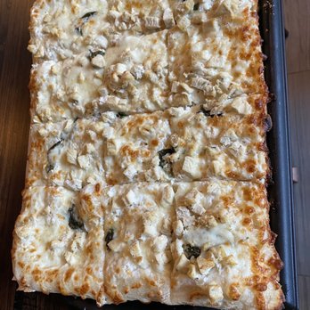 Menomale NoMa - White Pizza romana with rosemary chicken - Pizza Near Me - Washington, DC, District of Columbia