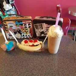 Sugar Shack Sweet Shoppe - Dishes, Milkshakes of any flavor and Banana Splits (Big Boppers) served daily! Always made how you want them