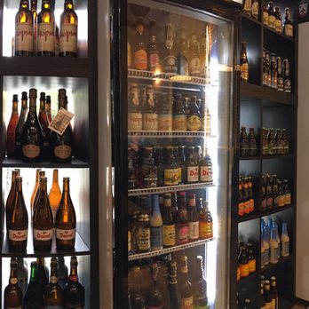 Hoover Garden - Extensive selection of bottled local beer - French Near Me - Lille, 59