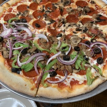 Salvos - Pizza Near Me - Franklin, Tennessee Salvos - Pizza Near Me - Franklin, Tennessee
