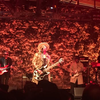 Warehouse Live - 6.17.15- D'Angelo!!! - Music Venues Near Me - Houston, Texas Warehouse Live - 6.17.15- D'Angelo!!! - Music Venues Near Me - Houston, Texas