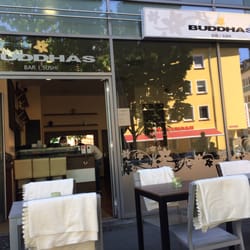 Buddhas - Außenansicht und Sitzmöglichkeiten für im Sommer!