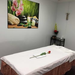 Sunny Spa Massage