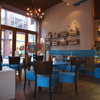 Moellies - Restaurants Near Me - Dronten, Florida