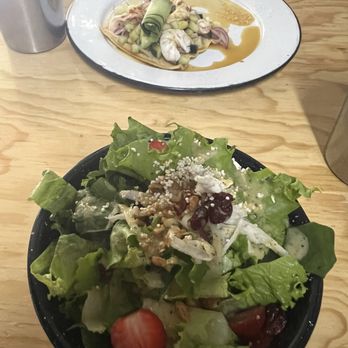 Tostadas Amatista - Fresh salad - Comfort Food Near Me - México, D.F., DIF Tostadas Amatista - Fresh salad - Comfort Food Near Me - México, D.F., DIF