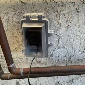 United Lighting & Electric - Electricians Near Me United Lighting & Electric - Electricians Near Me