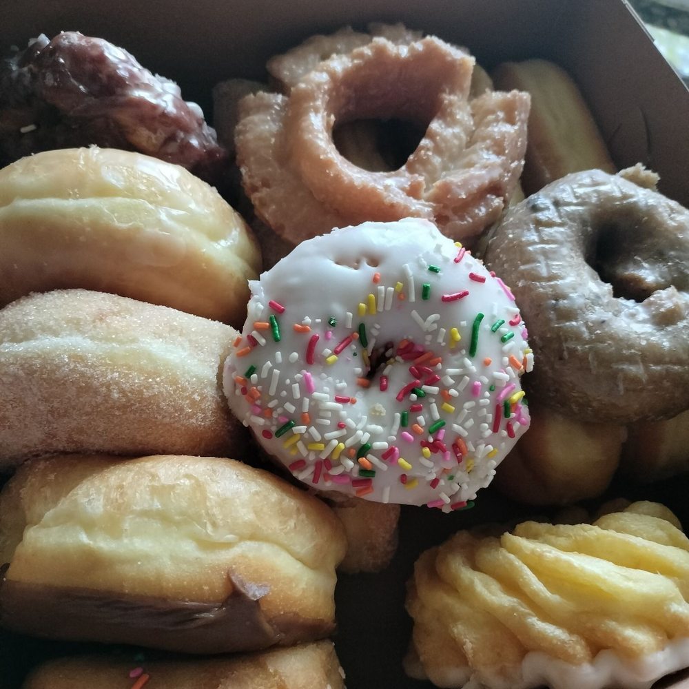 Woodcrest Donuts - a box of assorted donuts - Bakeries Near Me - Riverside, California Woodcrest Donuts - a box of assorted donuts - Bakeries Near Me - Riverside, California
