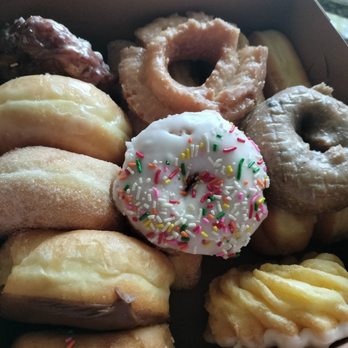 Woodcrest Donuts - a box of assorted donuts - Bakeries Near Me - Riverside, California Woodcrest Donuts - a box of assorted donuts - Bakeries Near Me - Riverside, California