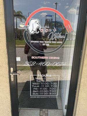 Cotton's Kitchen by null