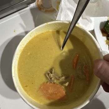 Peinto Thai Kitchen - Watery disgusting yellow curry - Thai Near Me - Las Vegas, Nevada