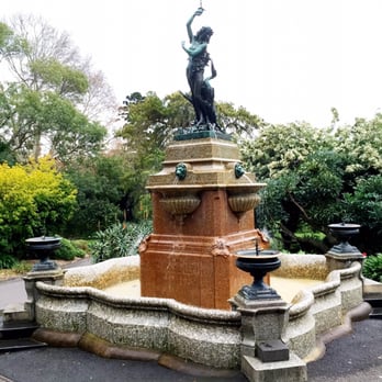 Royal Botanic Gardens - Fountain in memory of Lewis Wolfe Levy MLC 1888 - Botanical Gardens Near Me - Sydney, NSW Royal Botanic Gardens - Fountain in memory of Lewis Wolfe Levy MLC 1888 - Botanical Gardens Near Me - Sydney, NSW