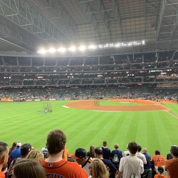 Daikin Park - Stadiums & Arenas Near Me - Houston, Texas