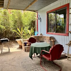 The Sandbox Inn - Private back porch