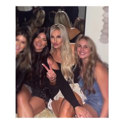 Sunless Secret Mobile Tan - You glow girl!