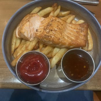 Corner Restaurant - Salmon & Fries - Bars Near Me - Austin, Texas Corner Restaurant - Salmon & Fries - Bars Near Me - Austin, Texas