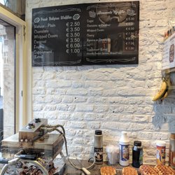 Salon de Chocolat - Menu and waffle maker.