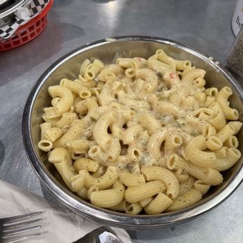 Cruiser's Cafe 66 - Green Chili Mac and Cheese. - American Near Me - Williams, Arizona Cruiser's Cafe 66 - Green Chili Mac and Cheese. - American Near Me - Williams, Arizona