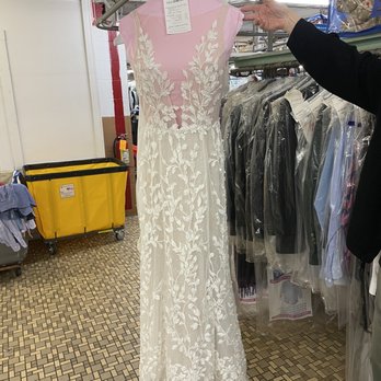 Battiston's of Avon - Wedding dress - Laundromat Near Me - Avon, Connecticut