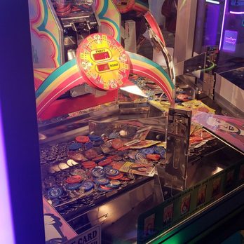 Dave & Buster's Pelham Manor - Coin tossing game - Sports Bars Near Me - Pelham Manor, New York