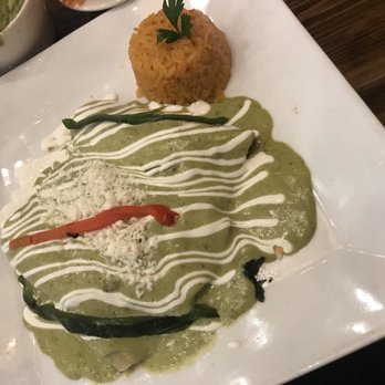 La Paloma - Spinach chicken enchiladas - Mexican Near Me - Springfield, Missouri