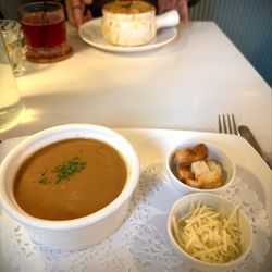 Mereon - Lobster Bisque