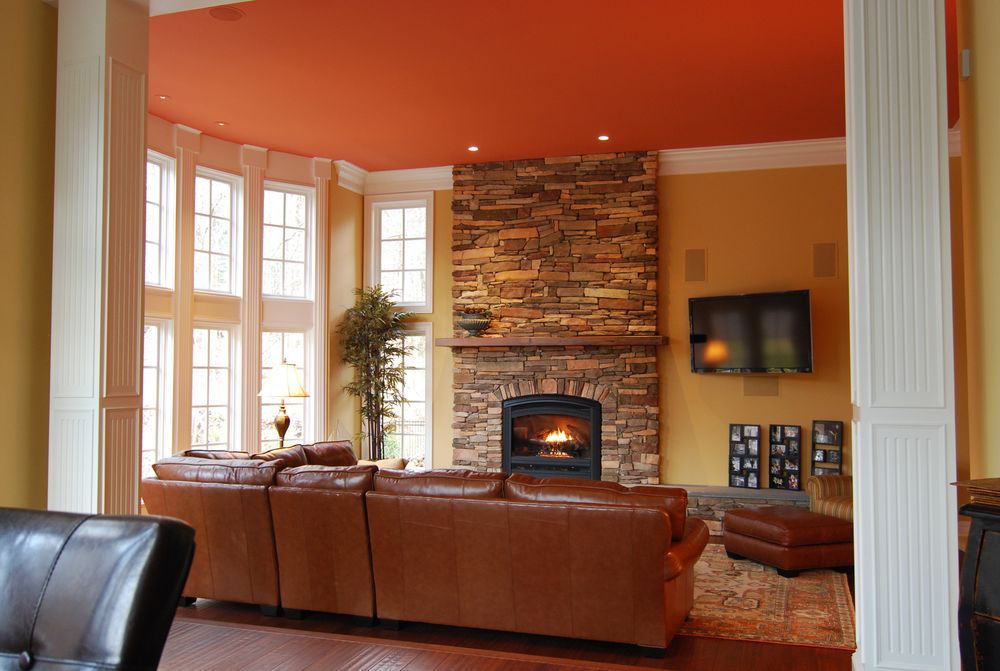 Slide of HME Construction Services