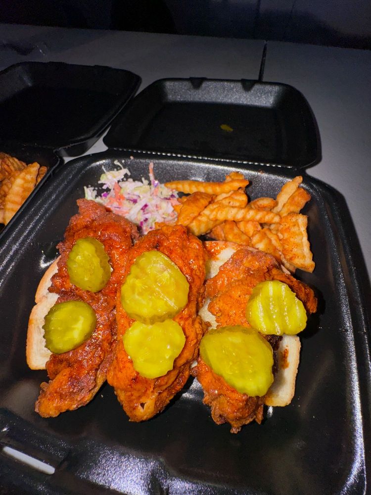 Food from 1AM Hot Chicken