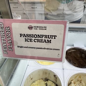 Kelly's Homemade Ice Cream - Passion Fruit - Desserts Near Me - Windermere, Florida Kelly's Homemade Ice Cream - Passion Fruit - Desserts Near Me - Windermere, Florida