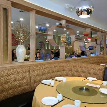 LN1380 - Seating - Seafood Near Me - Little Neck, New York