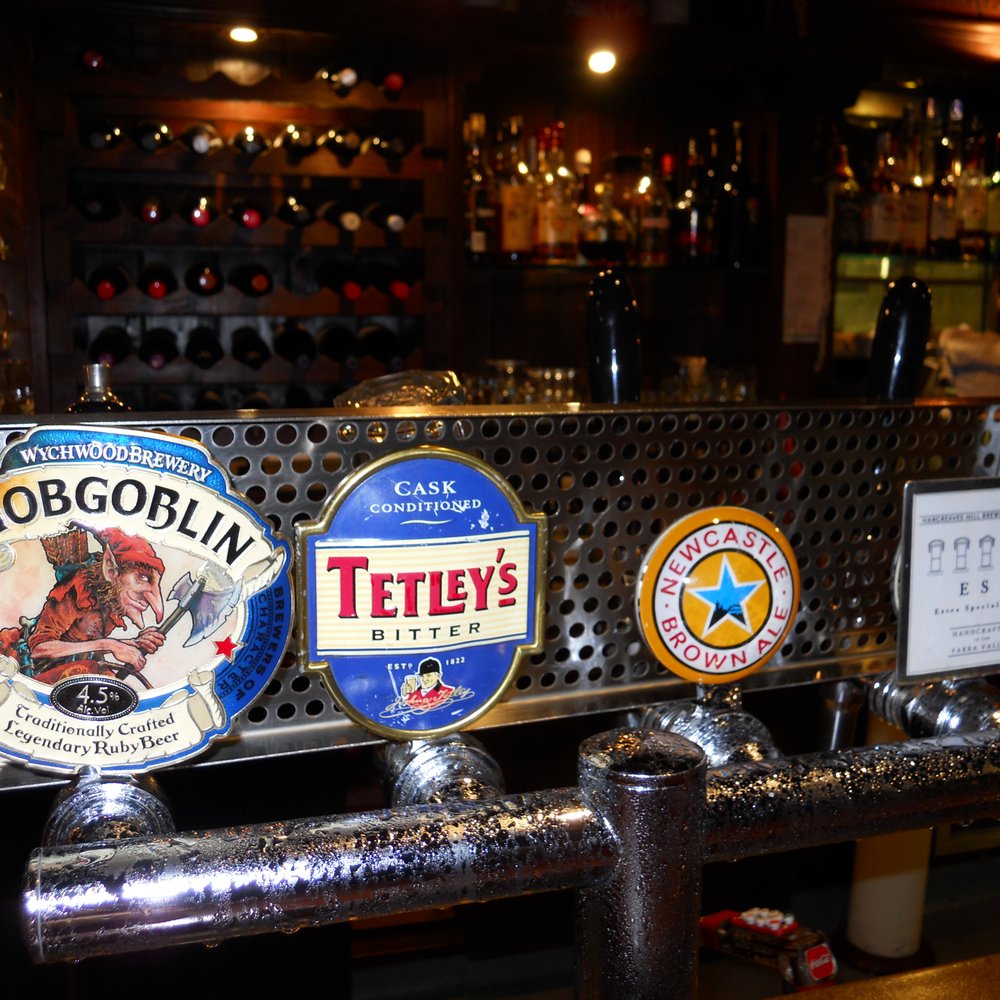 Different UK beers on tap fit the atmosphere and look of Sherlocke. Different UK beers on tap fit the atmosphere and look of Sherlocke.