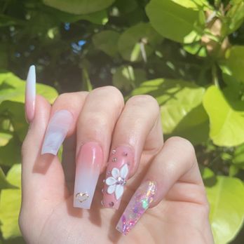 Classy Nail Spa - Nails - Nail Salons Near Me - Alameda, California